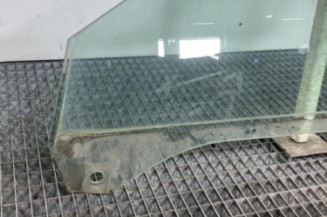 Vitre avant gauche AUDI A6 2