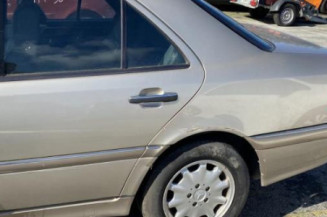 Retroviseur interieur MERCEDES CLASSE C 202
