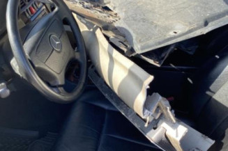 Retroviseur interieur MERCEDES CLASSE C 202