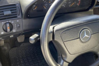 Retroviseur interieur MERCEDES CLASSE C 202
