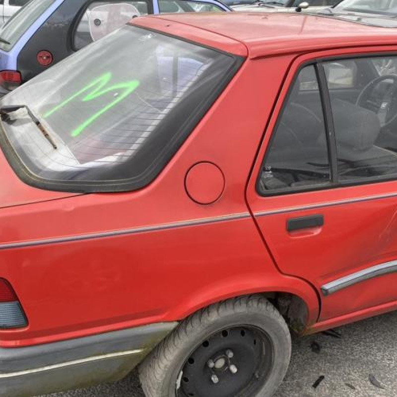 Capot PEUGEOT 309 Photo n°20