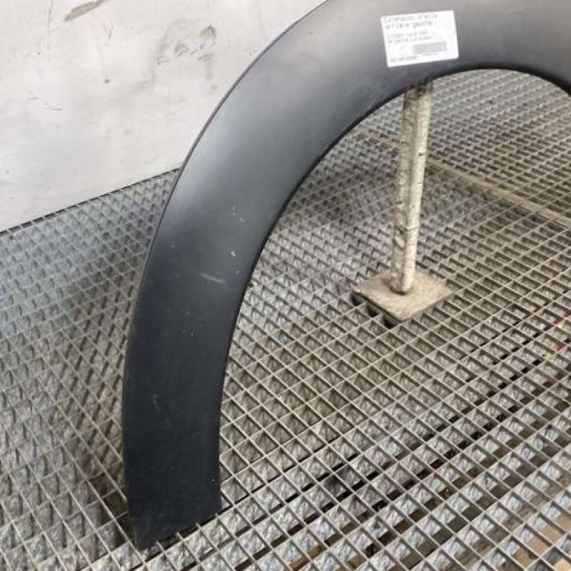 Extension d'aile arriere gauche CITROEN C4 CACTUS Photo n°4