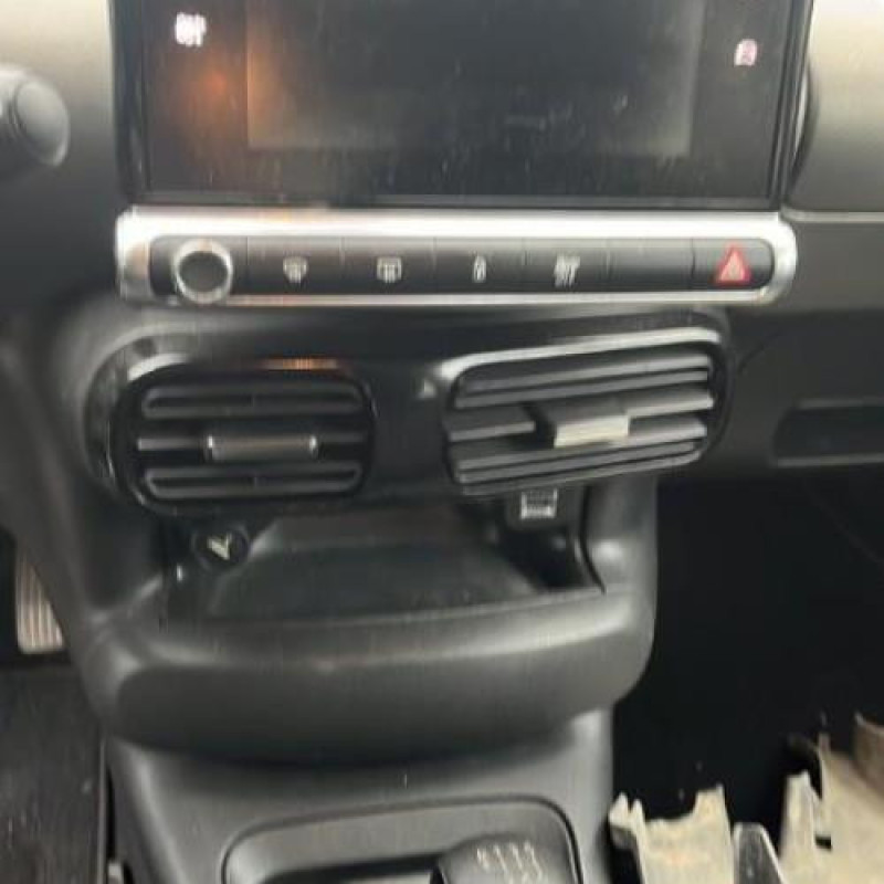 Extension d'aile arriere gauche CITROEN C4 CACTUS Photo n°12