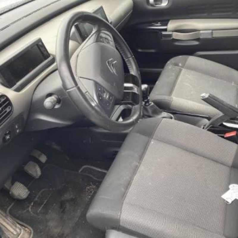 Extension d'aile arriere gauche CITROEN C4 CACTUS Photo n°20