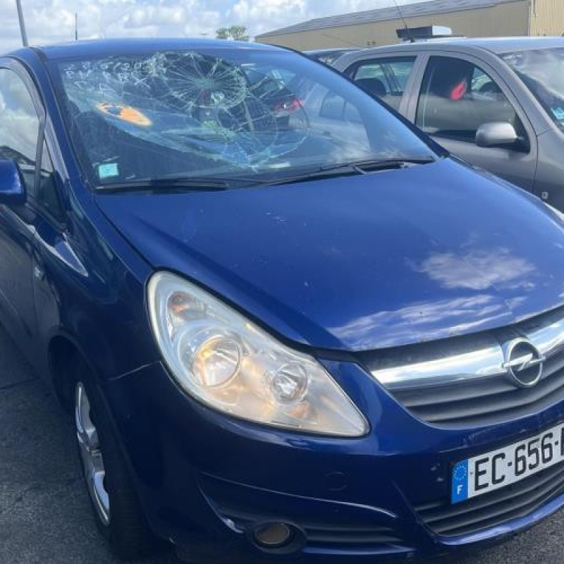 Aile avant droit OPEL CORSA D Photo n°15