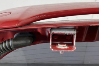 Malle/Hayon arriere SUZUKI SWIFT 3