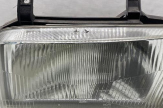 Optique avant principal gauche (feux)(phare) VOLKSWAGEN TRANSPORTER 4 Photo n°1