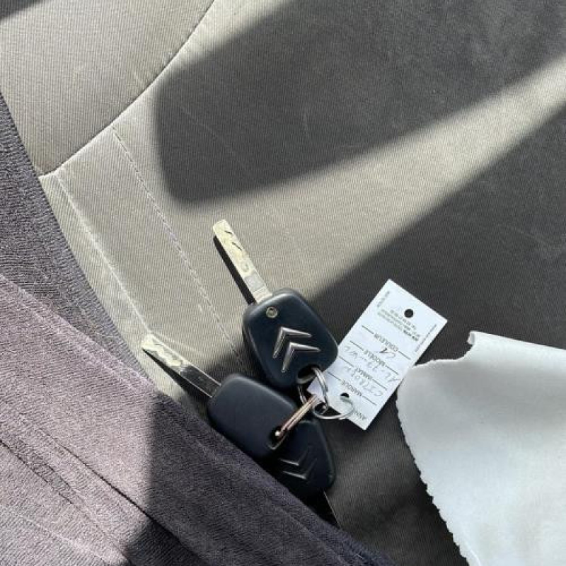 Porte arriere droit CITROEN C1 1 Photo n°17