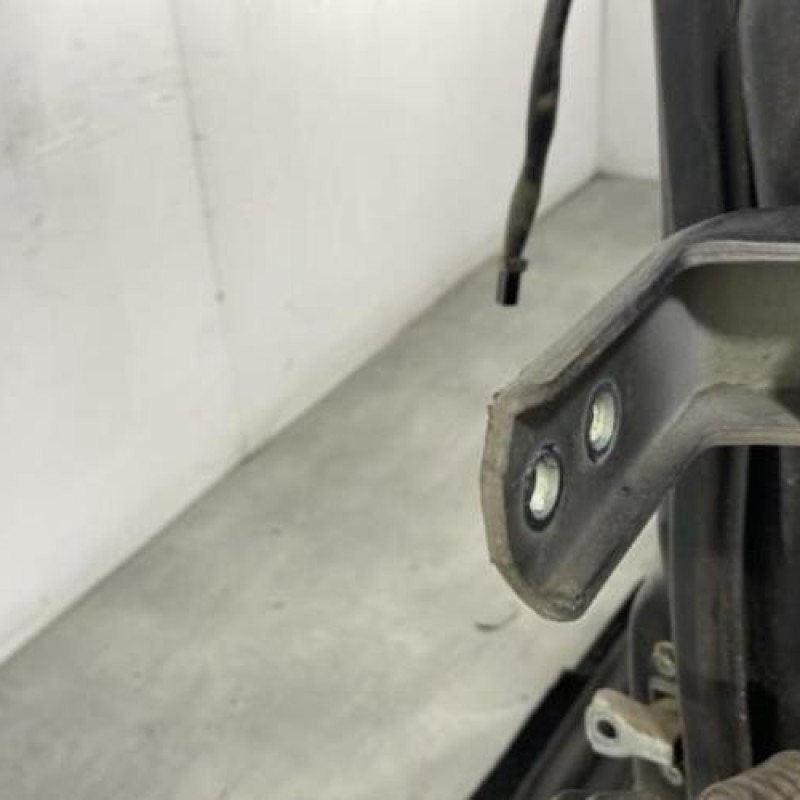 Porte avant gauche SUZUKI GRAND VITARA 2 Photo n°4