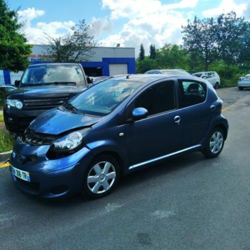 Porte avant droit TOYOTA AYGO 1 Photo n°10
