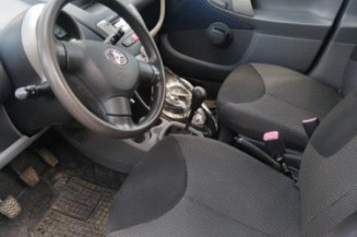 Porte avant droit TOYOTA AYGO 1