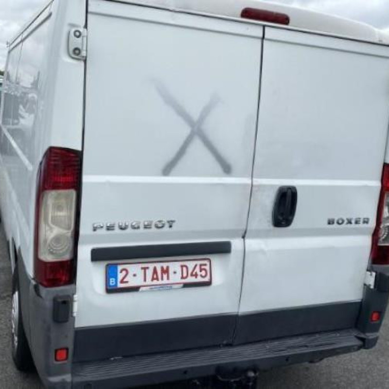 Crosse arriere droit PEUGEOT BOXER 3 Photo n°9