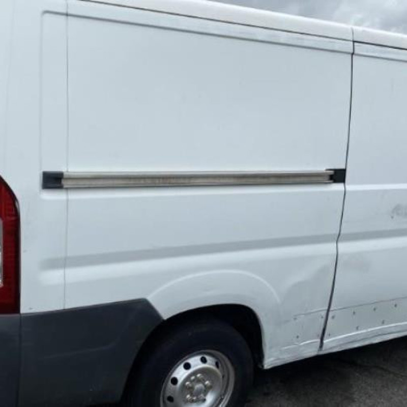 Crosse arriere droit PEUGEOT BOXER 3 Photo n°10