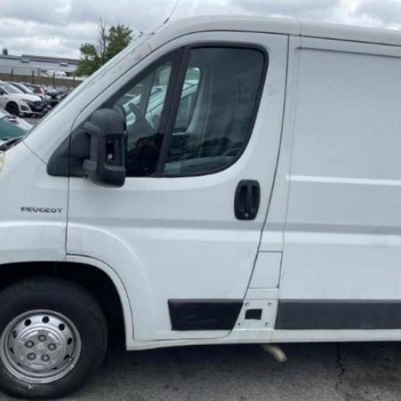 Crosse arriere droit PEUGEOT BOXER 3 Photo n°13
