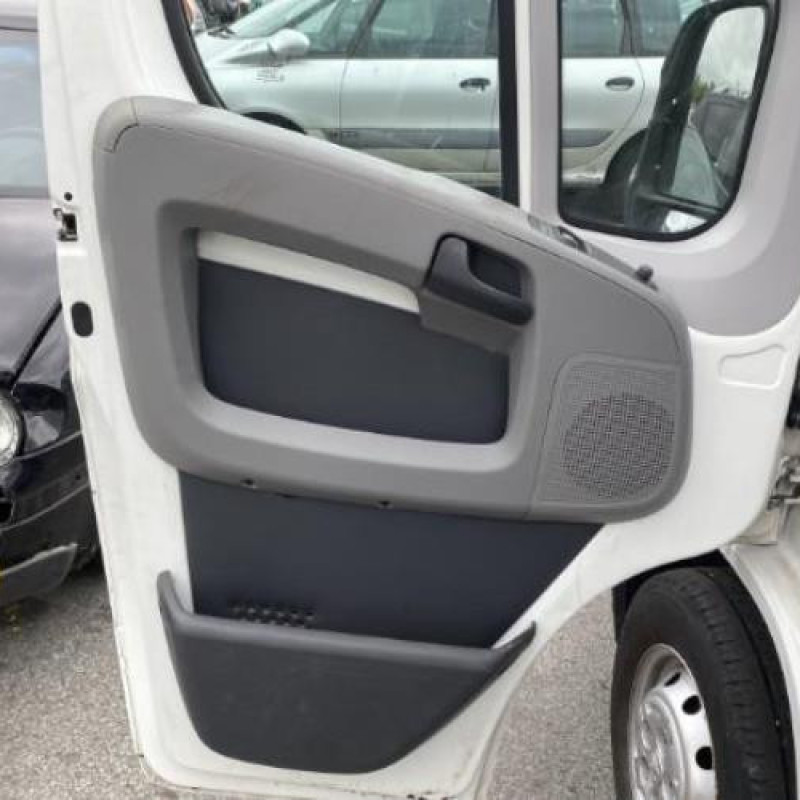 Crosse arriere droit PEUGEOT BOXER 3 Photo n°15