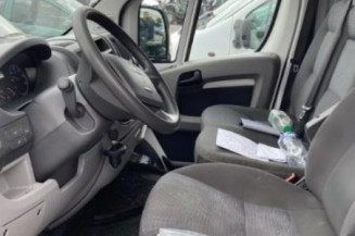 Crosse arriere droit PEUGEOT BOXER 3