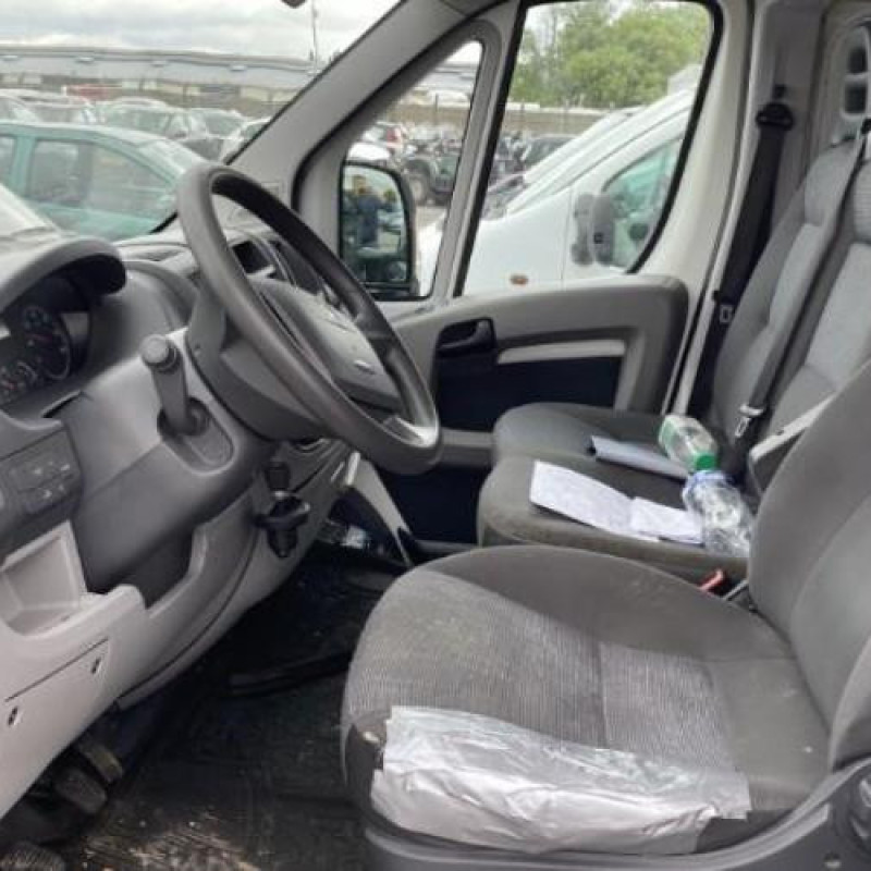Crosse arriere droit PEUGEOT BOXER 3 Photo n°16