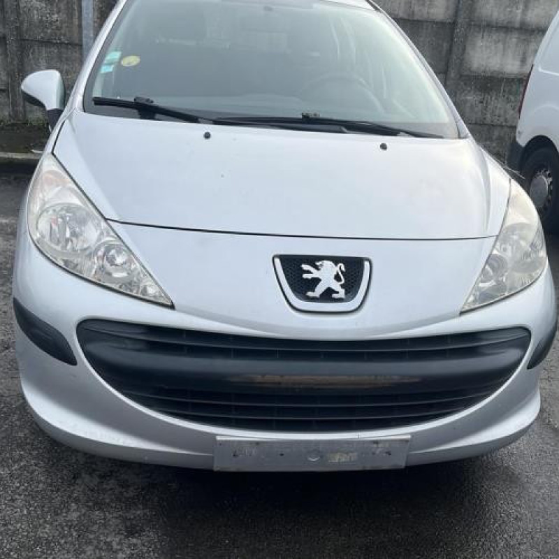 Vitre avant droit PEUGEOT 207 Photo n°6