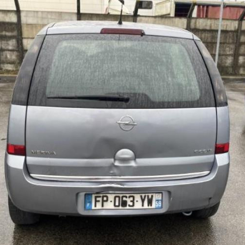 Anti brouillard droit (feux) OPEL MERIVA A Photo n°8