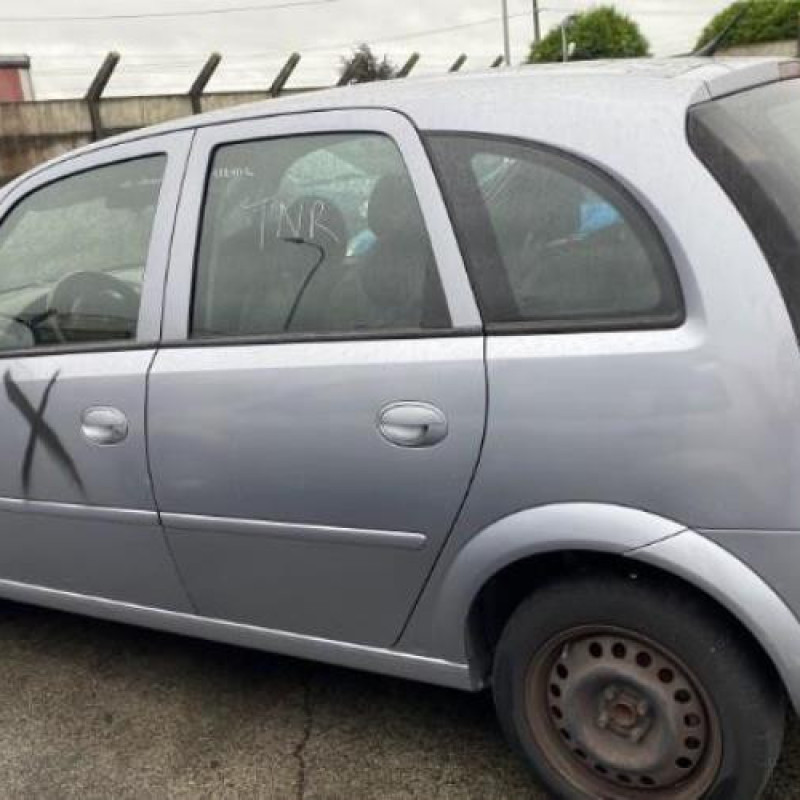 Anti brouillard droit (feux) OPEL MERIVA A Photo n°9