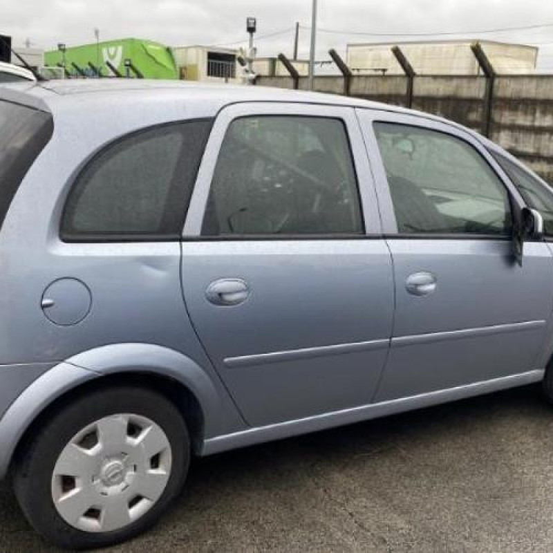 Anti brouillard droit (feux) OPEL MERIVA A Photo n°10