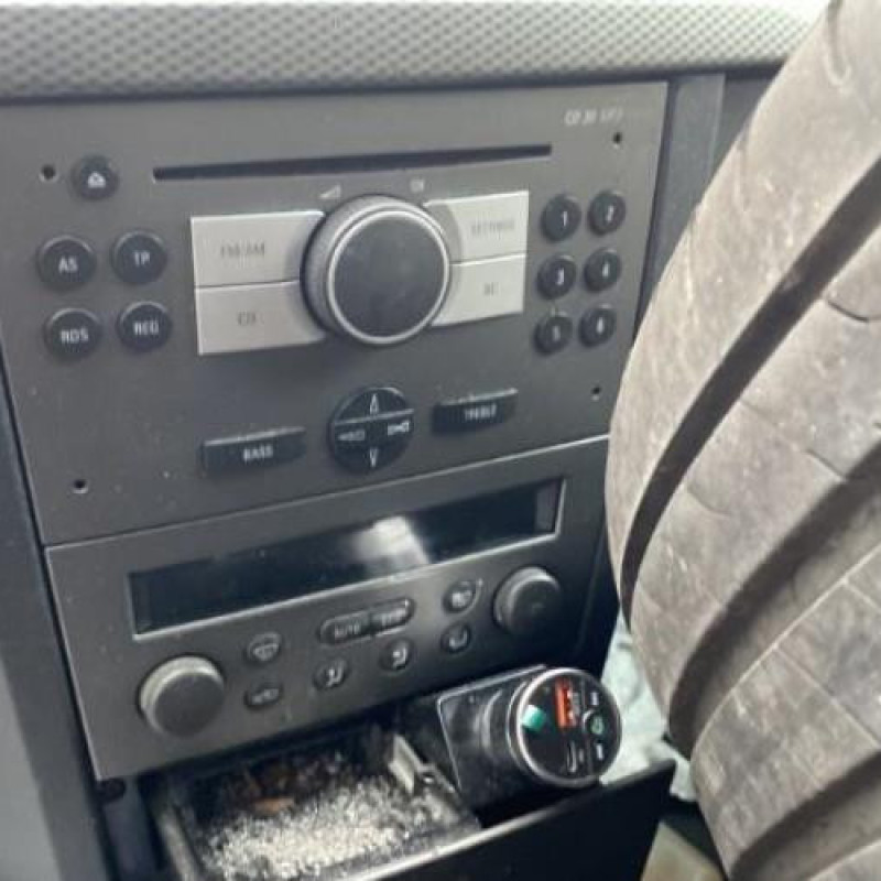 Anti brouillard droit (feux) OPEL MERIVA A Photo n°18