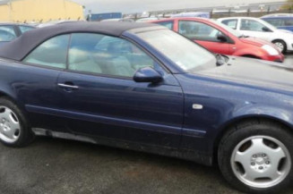Retroviseur droit MERCEDES CLASSE CLK 208