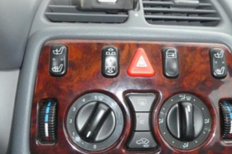 Retroviseur droit MERCEDES CLASSE CLK 208