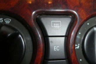 Retroviseur droit MERCEDES CLASSE CLK 208