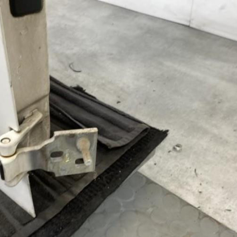 Porte de coffre droit FORD TRANSIT CONNECT 1 Photo n°5