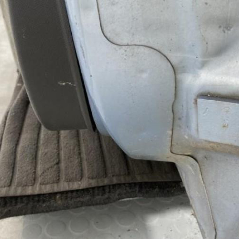 Porte avant gauche OPEL MERIVA A Photo n°7