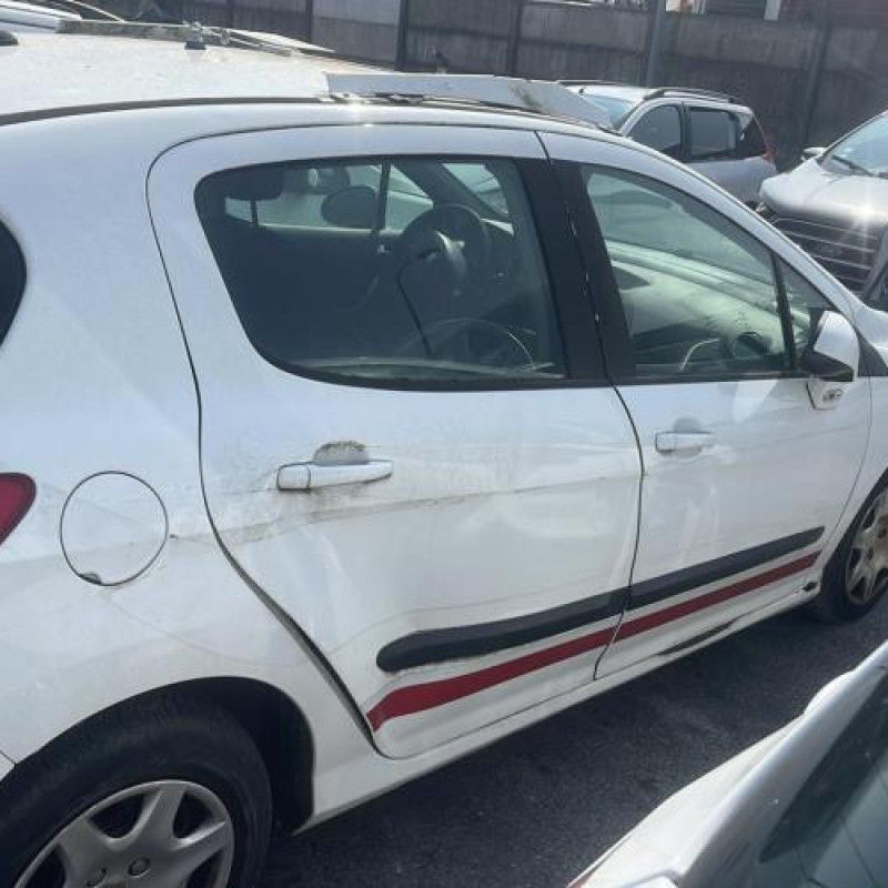 Renfort pare choc arriere (traverse) PEUGEOT 308 1 Photo n°13