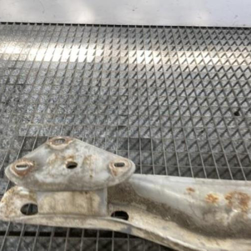 Renfort pare choc arriere (traverse) TOYOTA AYGO 1 Photo n°5