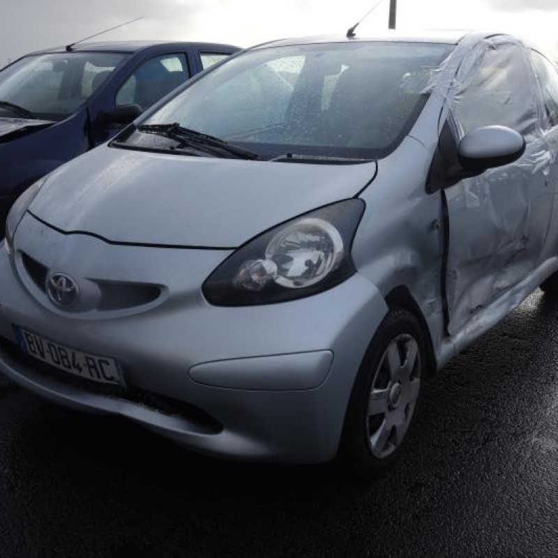 Renfort pare choc arriere (traverse) TOYOTA AYGO 1 Photo n°7