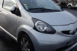 Renfort pare choc arriere (traverse) TOYOTA AYGO 1
