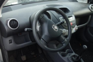 Renfort pare choc arriere (traverse) TOYOTA AYGO 1