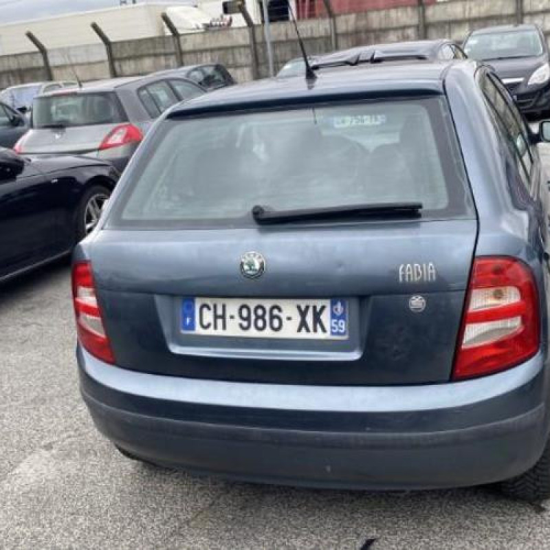 Feu arriere principal gauche (feux) SKODA FABIA 1 Photo n°8