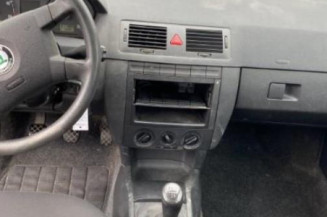 Feu arriere principal gauche (feux) SKODA FABIA 1