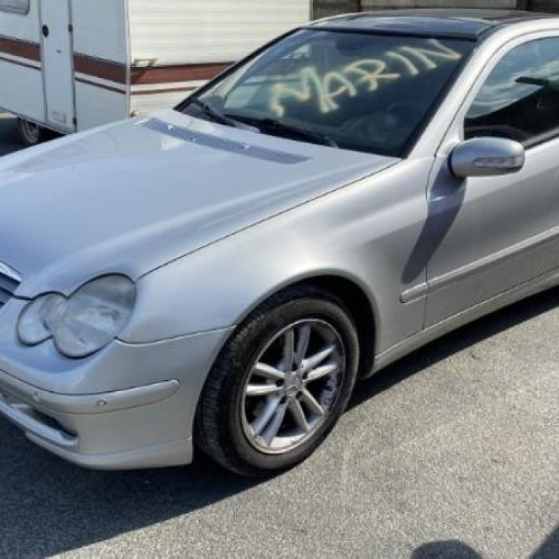 Feu arriere principal gauche (feux) MERCEDES CLASSE C 203 COUPE SPORT Photo n°15