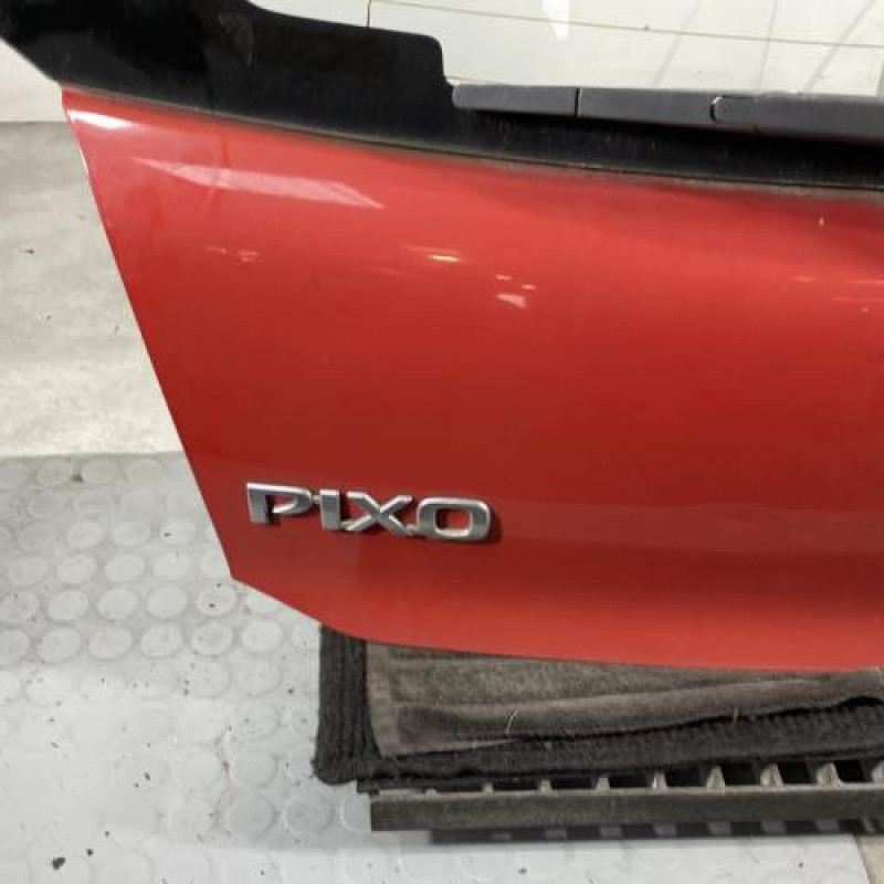 Malle/Hayon arriere NISSAN PIXO Photo n°5