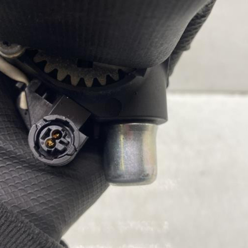 Pretensionneur de ceinture avant droit VOLKSWAGEN POLO 5 Photo n°5