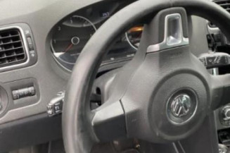 Pretensionneur de ceinture avant droit VOLKSWAGEN POLO 5