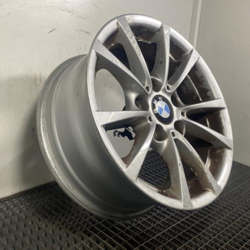Jante BMW SERIE 1 E87 Photo n°3