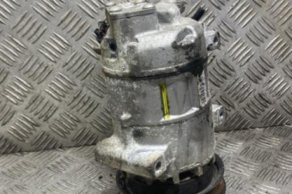 Compresseur clim RENAULT CLIO 4 Photo n°1