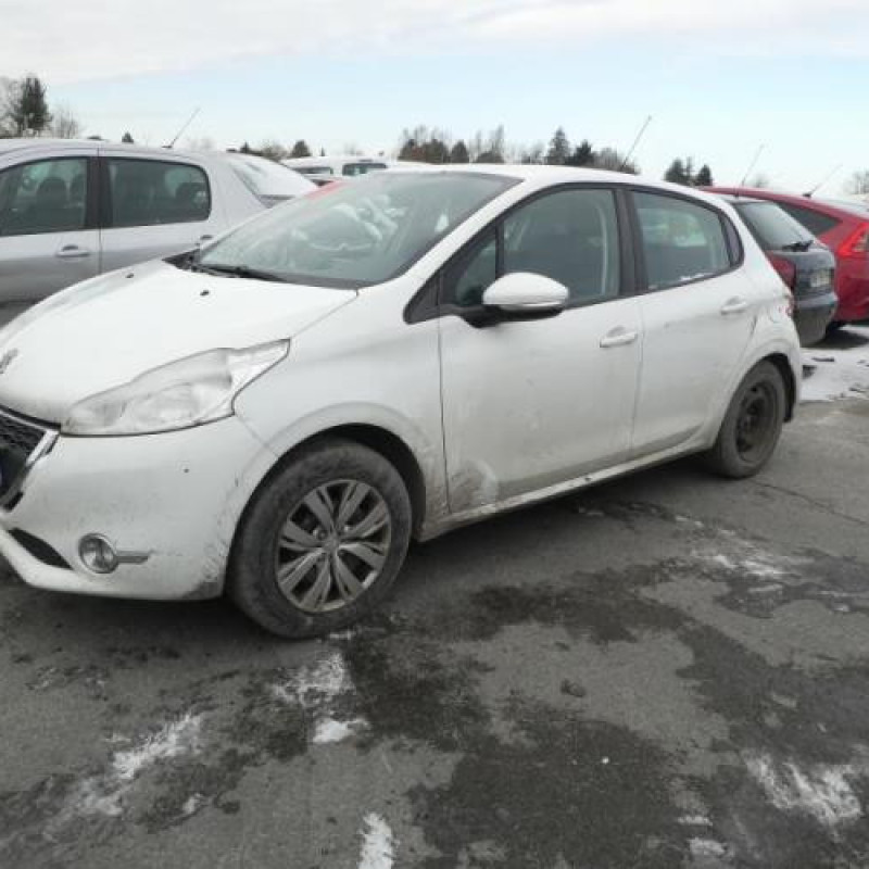 Vitre avant gauche PEUGEOT 208 1 Photo n°15