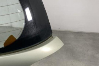 Malle/Hayon arriere TOYOTA YARIS 1