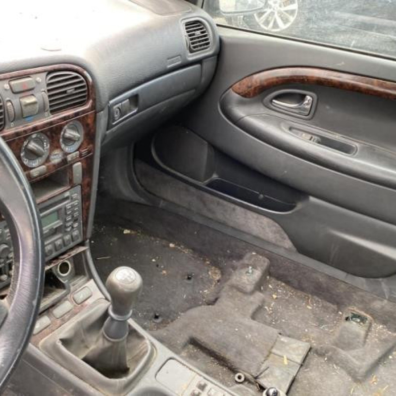Pare choc avant VOLVO V 40 1 Photo n°20