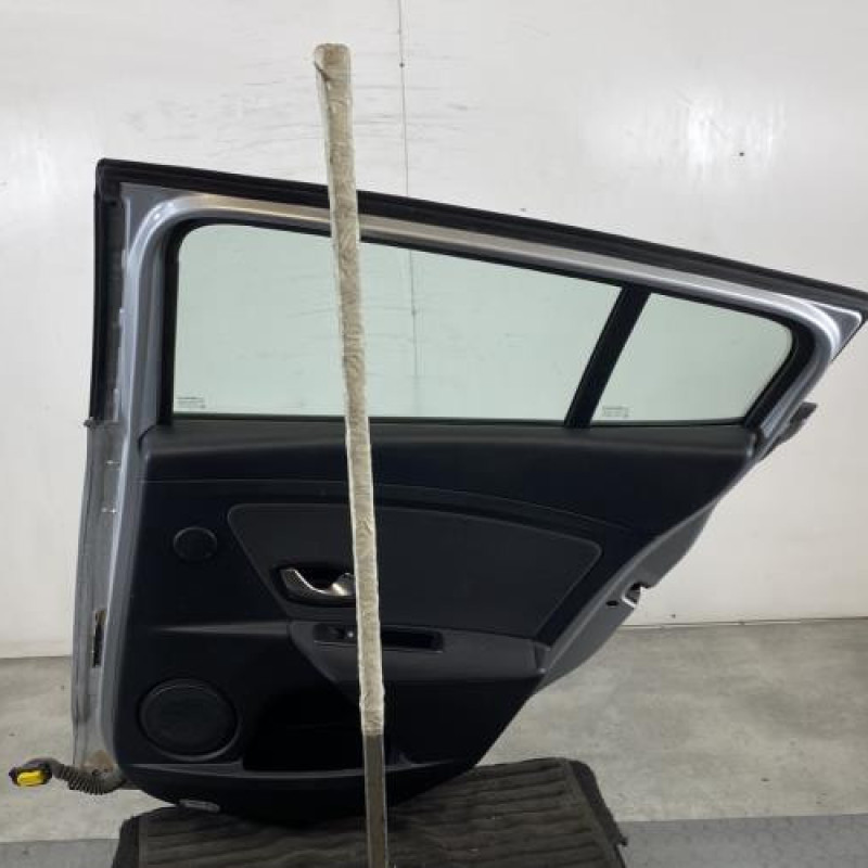 Porte arriere droit RENAULT MEGANE 3 Photo n°8