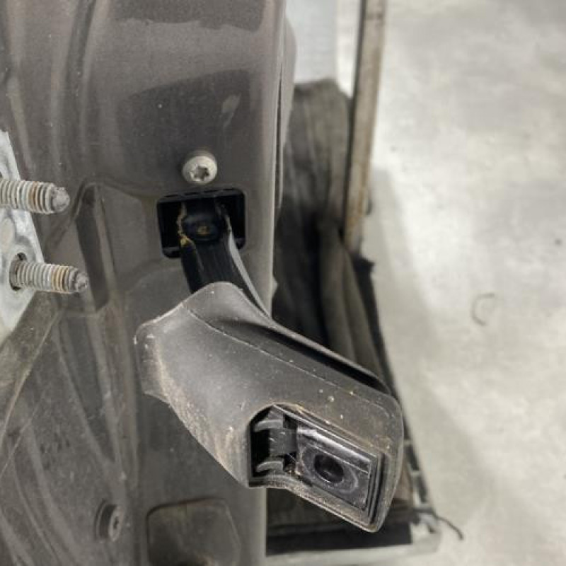 Porte avant droit BMW SERIE 1 E87 Photo n°2