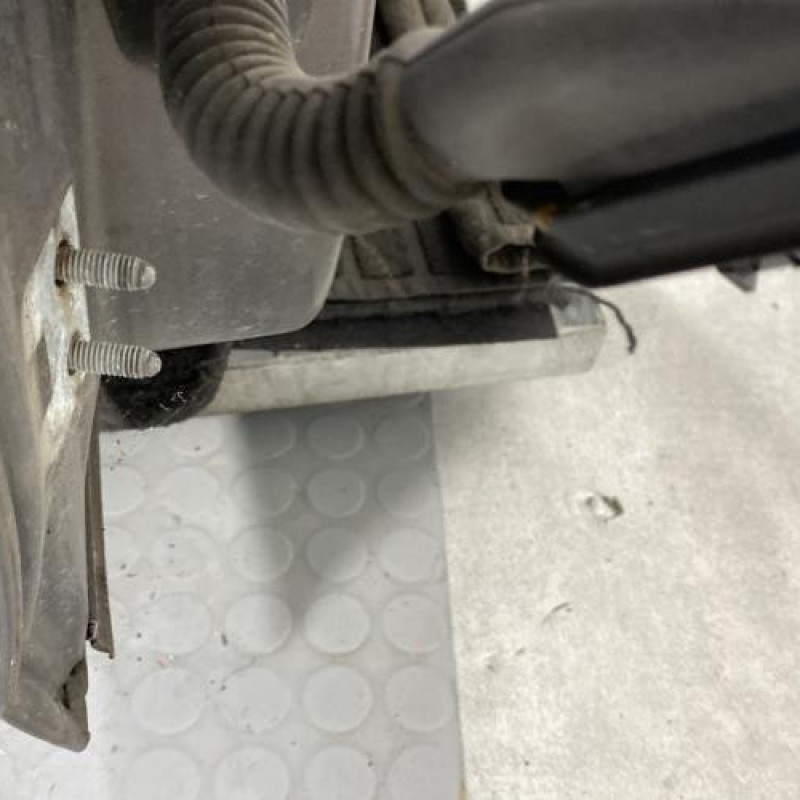 Porte avant droit BMW SERIE 1 E87 Photo n°3